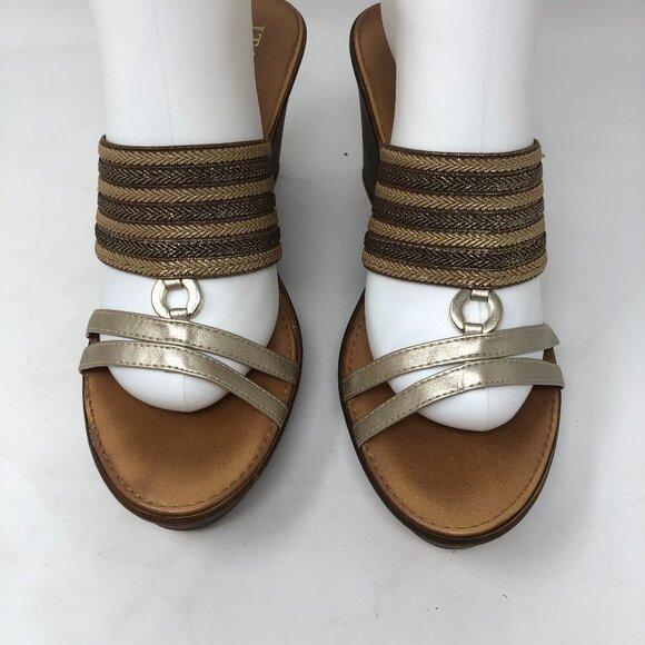 Italian Shoemakers Metallic Wedge Sandals 11 - Picture 3 of 10